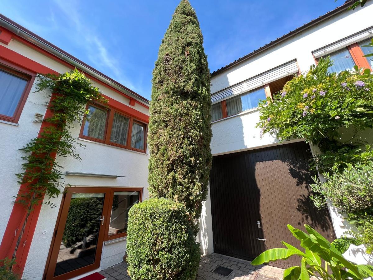 Haus Pia Executive Suites Friedrichshafen Luaran gambar