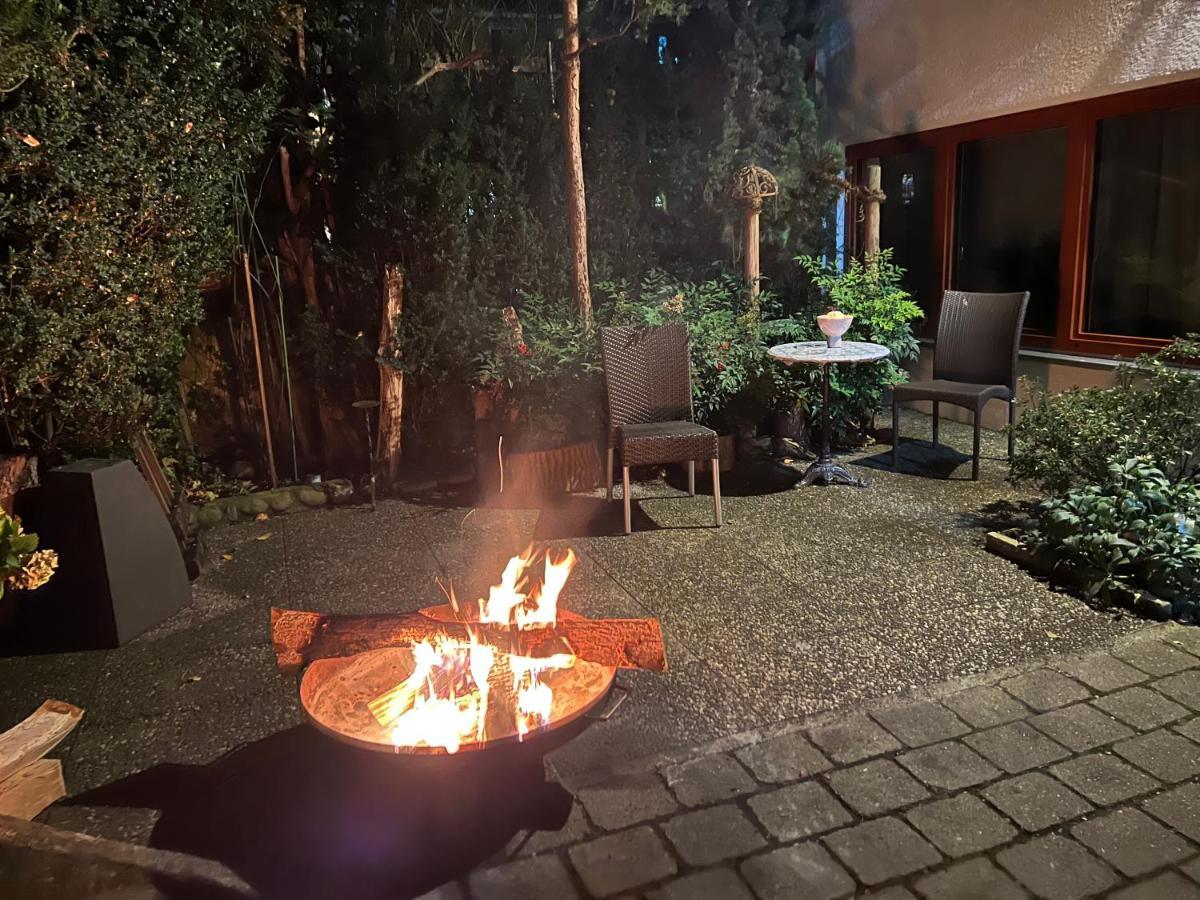 Haus Pia Executive Suites Friedrichshafen Luaran gambar
